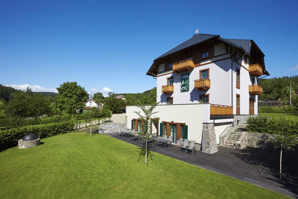 Pension Jeznik Krnov Extérieur photo