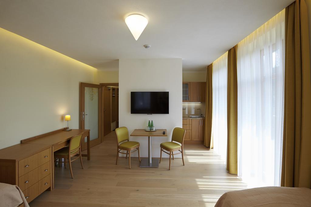 Pension Jeznik Krnov Extérieur photo
